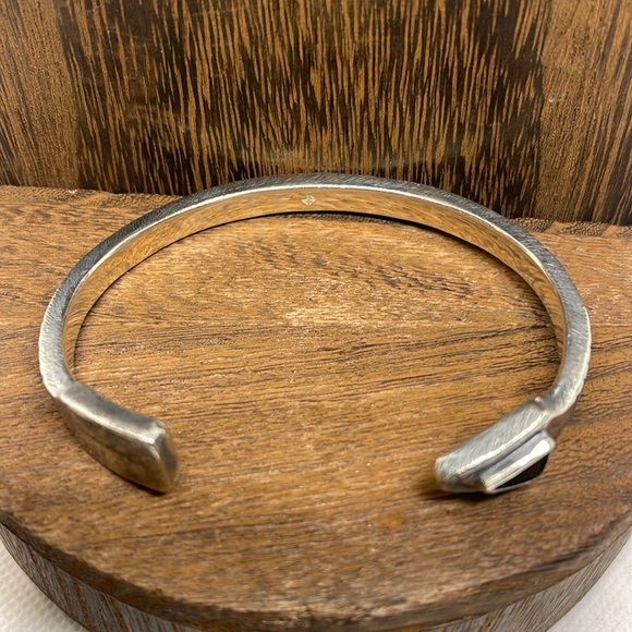 Buck Palmer Maverick Arrow Cuff - Picture 2 of 9